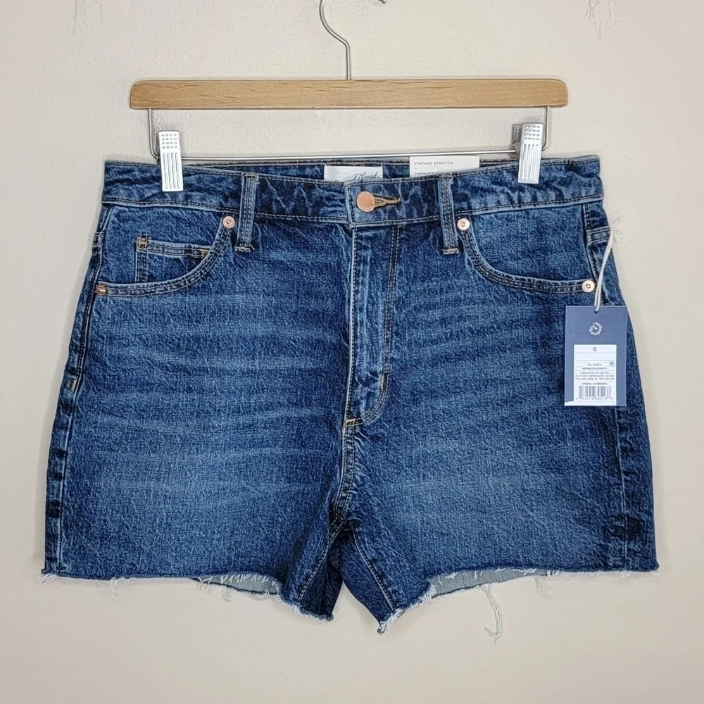 NWT Universal Thread | Vintage Midi Denim Jean Cut-Off High Rise Shorts Size 8